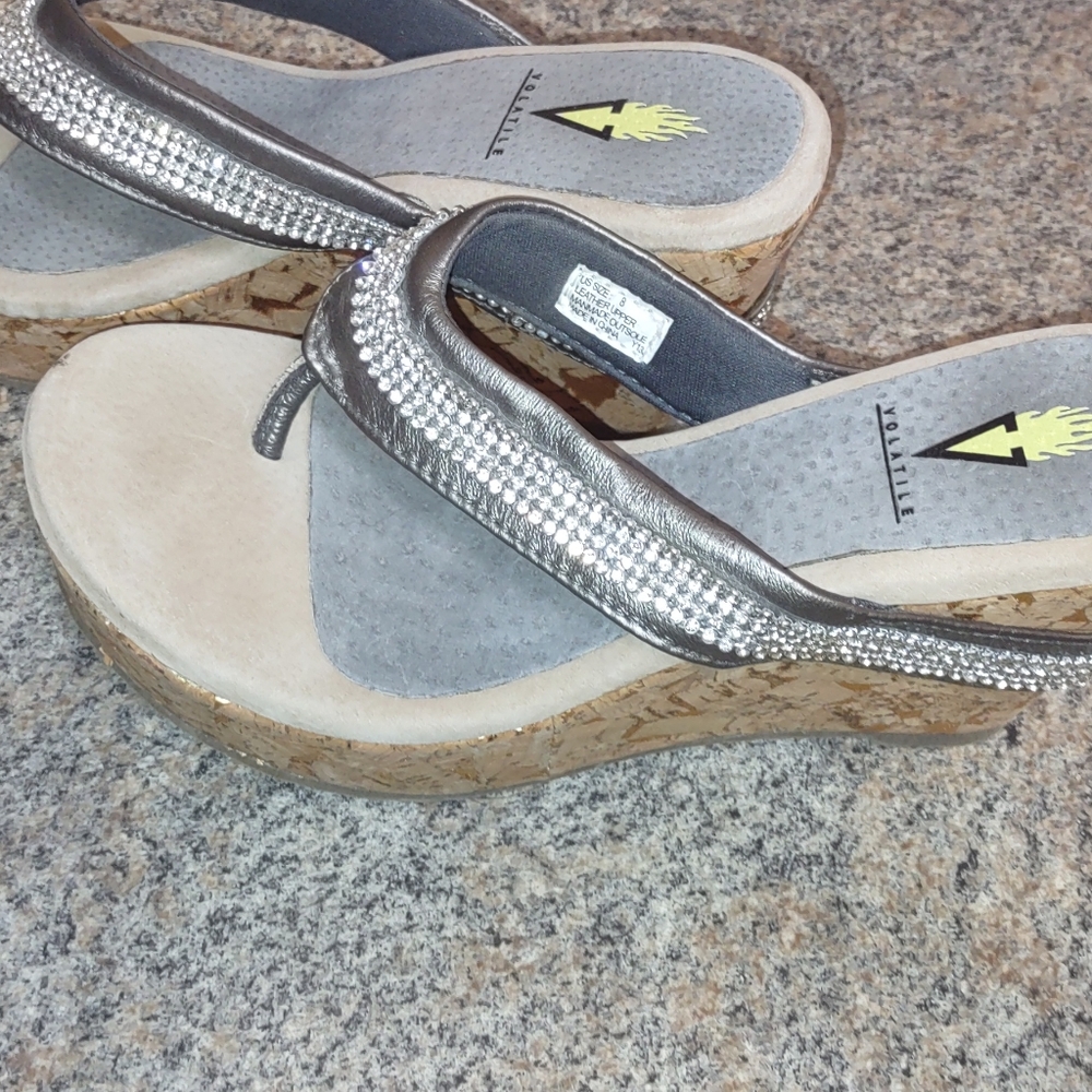 Sandals - Picture 5 of 6